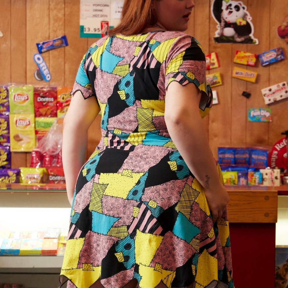 READ DESCRIPTION- Hot Topic Patchwork Sallt Dress + Torrid Sally Shorts - Picture 2 of 14